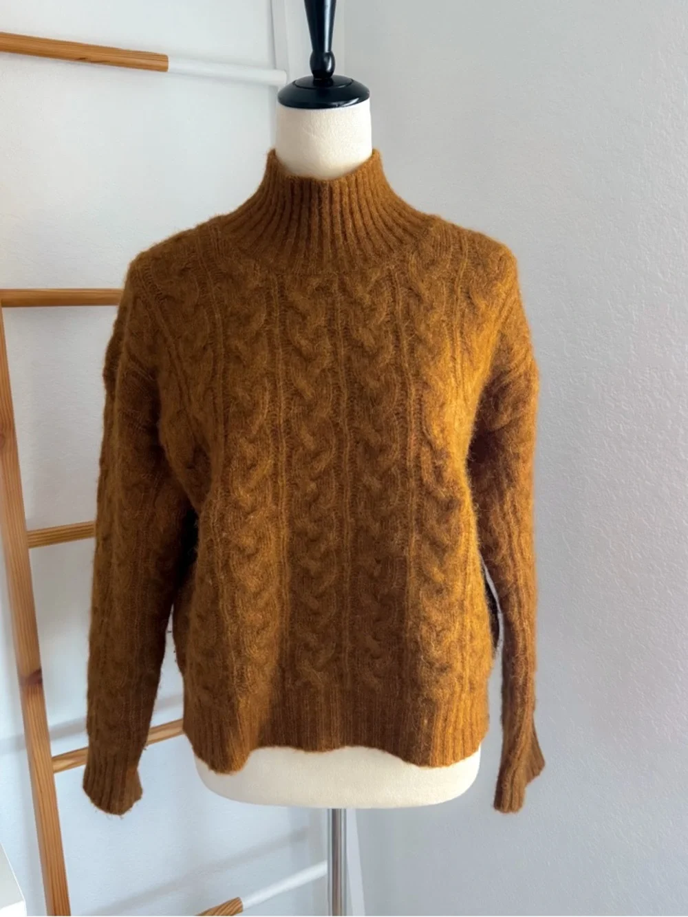 Sezane Hugo Jumper Sweter Wildcat Brown Baby Alpaca - Picture 3 of 11